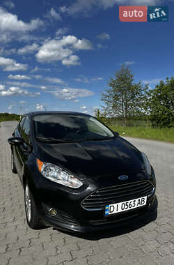 Хэтчбек Ford Fiesta 2013 в 