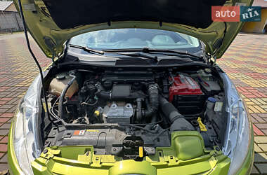 Хэтчбек Ford Fiesta 2008 в 