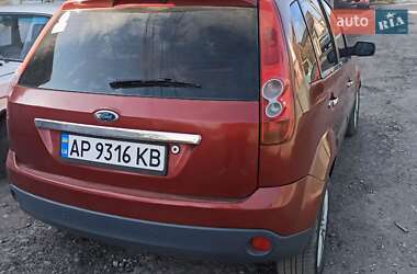 Хэтчбек Ford Fiesta 2007 в 