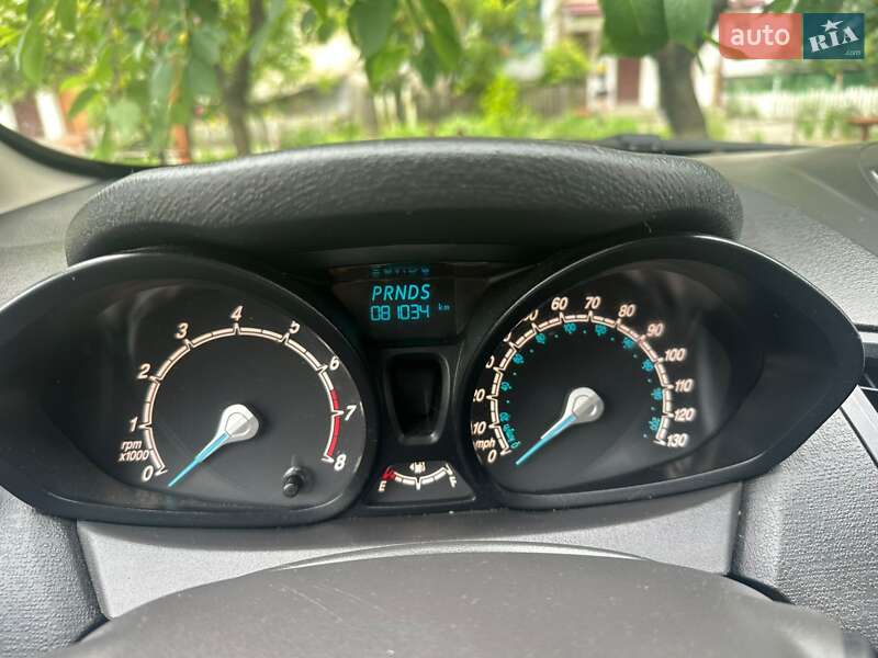 Седан Ford Fiesta 2016 в Славуте