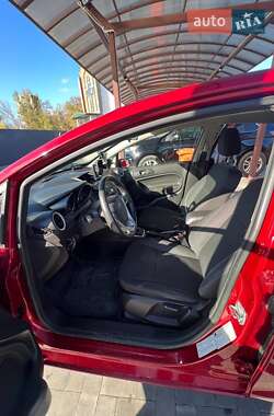 Седан Ford Fiesta 2017 в 
