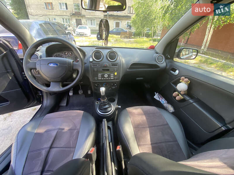 Хэтчбек Ford Fiesta 2007 в Виннице