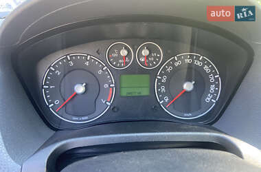 Хэтчбек Ford Fiesta 2007 в 