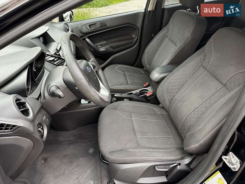 Седан Ford Fiesta 2019 в Києві