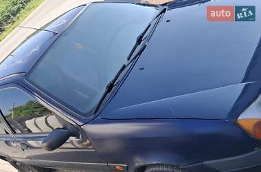 Хэтчбек Ford Fiesta 2001 в Мукачево
