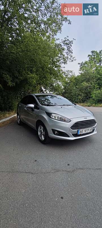 Седан Ford Fiesta 2017 в 