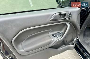 Хэтчбек Ford Fiesta 2019 в 