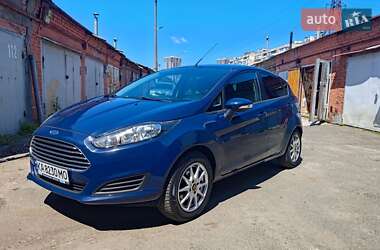 Хэтчбек Ford Fiesta 2013 в 