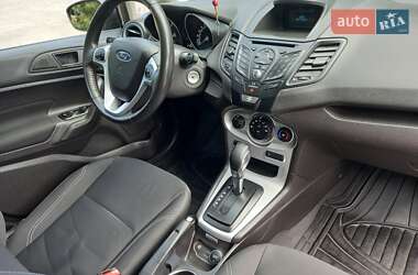 Седан Ford Fiesta 2017 в 