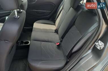 Седан Ford Fiesta 2017 в 