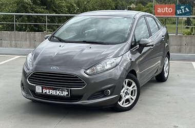 Седан Ford Fiesta 2016 в 