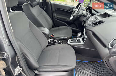 Седан Ford Fiesta 2016 в 