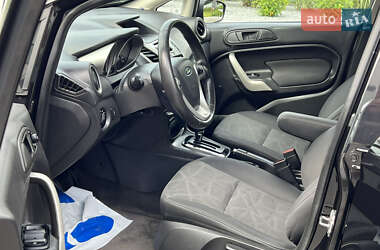 Хэтчбек Ford Fiesta 2013 в 