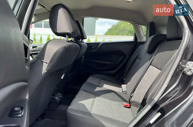 Хэтчбек Ford Fiesta 2013 в 