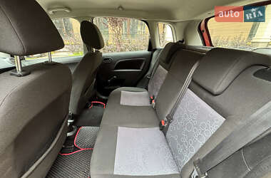 Хэтчбек Ford Fiesta 2007 в 