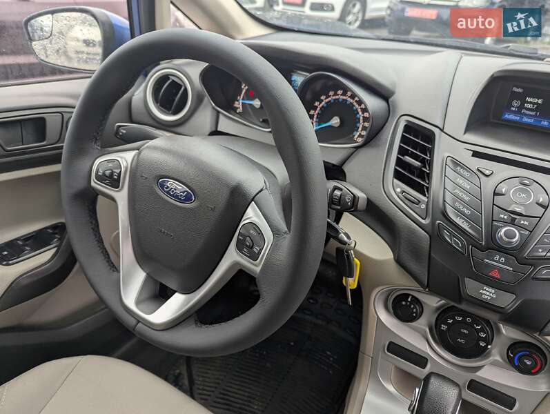 Седан Ford Fiesta 2019 в Ровно
