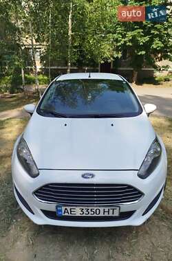 Хэтчбек Ford Fiesta 2012 в Никополе