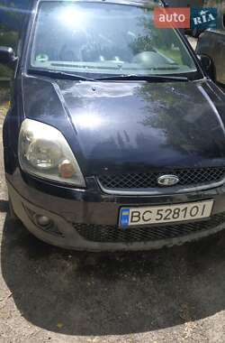 Хэтчбек Ford Fiesta 2006 в Львове