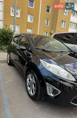 Хэтчбек Ford Fiesta 2012 в Киеве