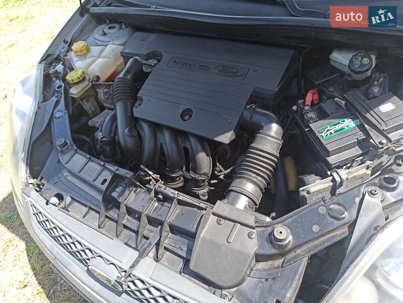 Хэтчбек Ford Fiesta 2006 в Киеве