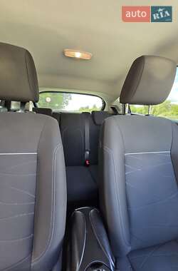 Хэтчбек Ford Fiesta 2013 в Шумске