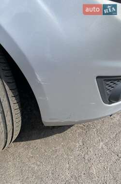 Хэтчбек Ford Fiesta 2008 в 
