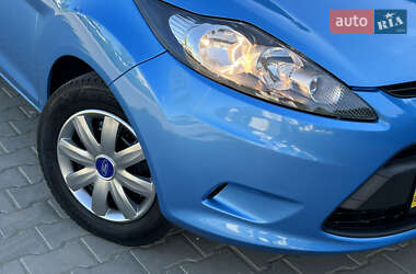Хэтчбек Ford Fiesta 2012 в 