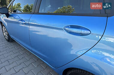 Хэтчбек Ford Fiesta 2012 в 