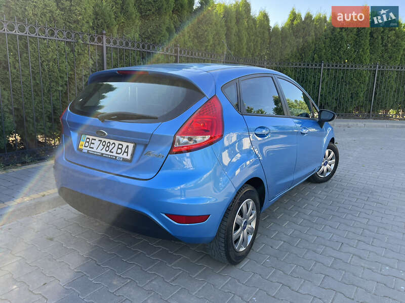 Хэтчбек Ford Fiesta 2012 в Одессе