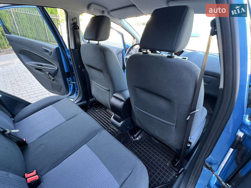Хэтчбек Ford Fiesta 2012 в Одессе