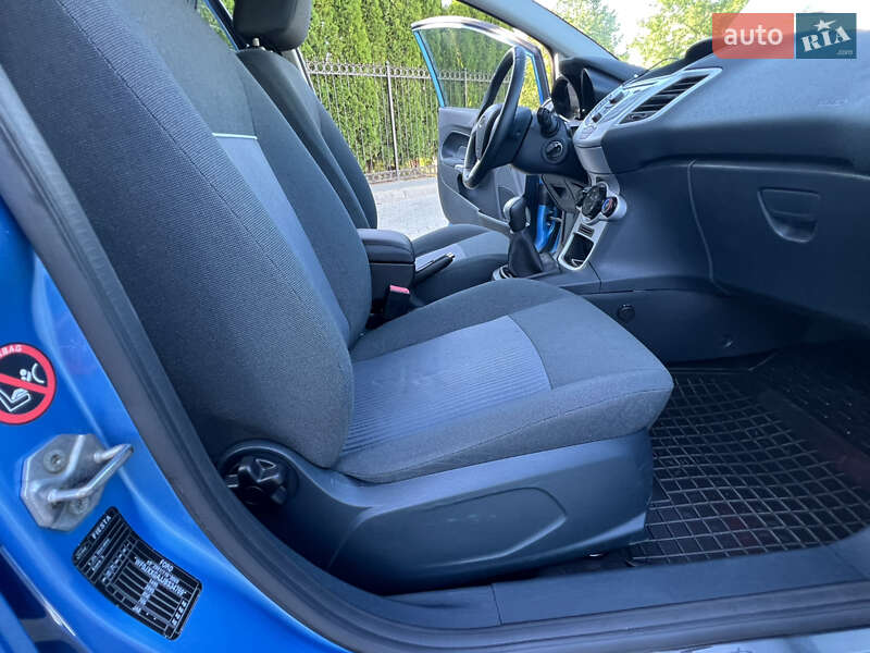 Хэтчбек Ford Fiesta 2012 в Одессе