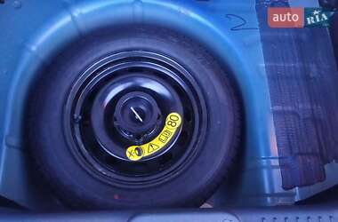 Хэтчбек Ford Fiesta 2016 в 