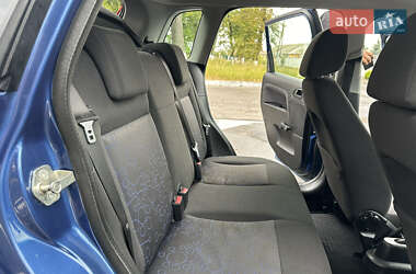 Хэтчбек Ford Fiesta 2007 в 