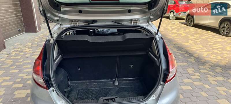 Хэтчбек Ford Fiesta 2012 в Виннице