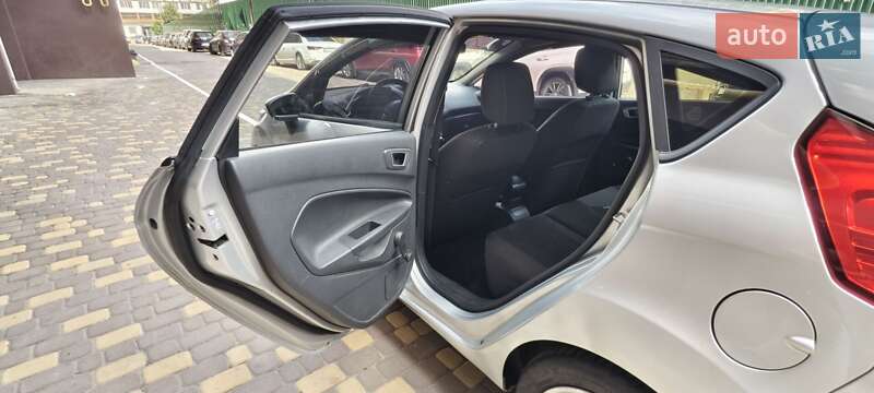 Хэтчбек Ford Fiesta 2012 в Виннице