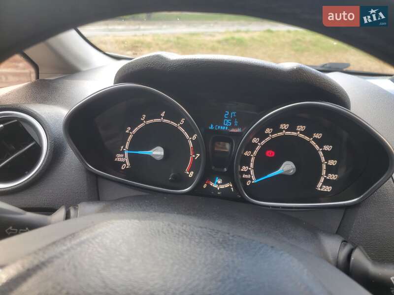 Хэтчбек Ford Fiesta 2013 в Виннице