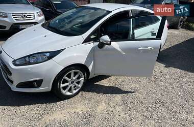 Седан Ford Fiesta 2014 в 