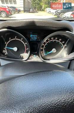 Седан Ford Fiesta 2014 в 