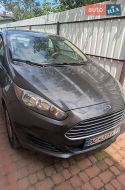 Хэтчбек Ford Fiesta 2018 в 