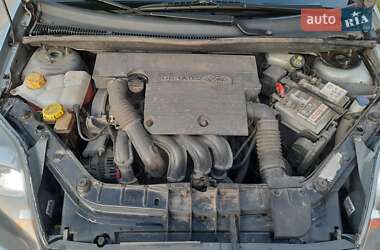Хэтчбек Ford Fiesta 2007 в 
