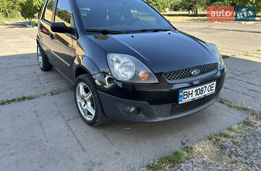 Хэтчбек Ford Fiesta 2008 в 