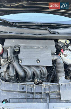 Хэтчбек Ford Fiesta 2008 в Измаиле