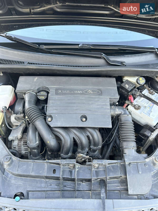 Хэтчбек Ford Fiesta 2008 в Измаиле фото 27 Хэтчбек Ford Fiesta 2008 в Измаиле