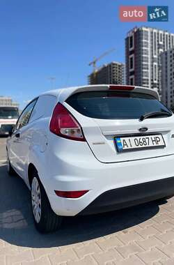 Хэтчбек Ford Fiesta 2014 в 