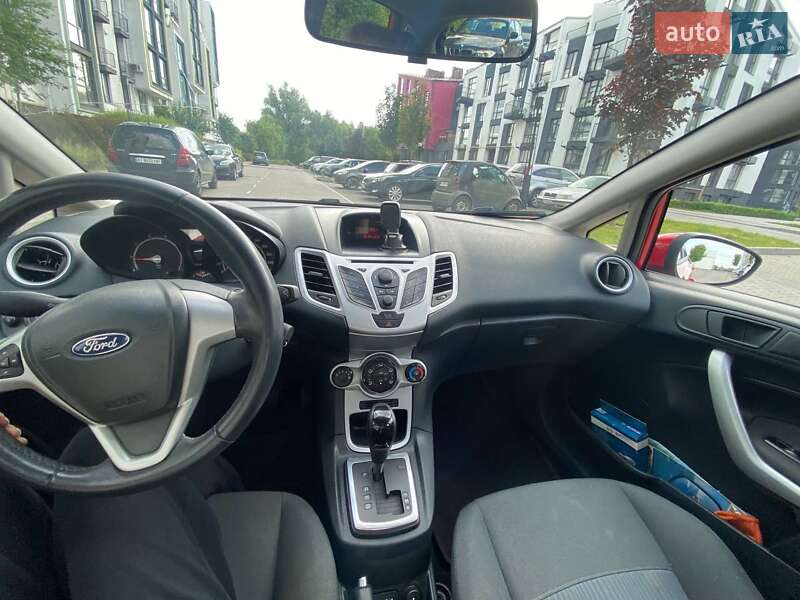 Хэтчбек Ford Fiesta 2011 в Белогородке фото 34 Хэтчбек Ford Fiesta 2011 в Белогородке