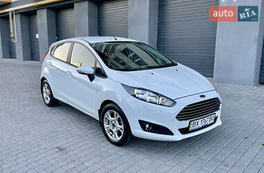 Хэтчбек Ford Fiesta 2014 в Виннице