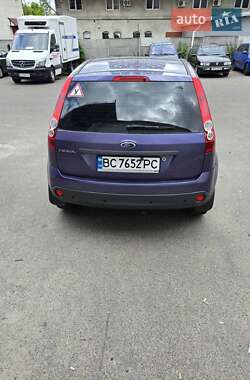 Хетчбек Ford Fiesta 2008 в 