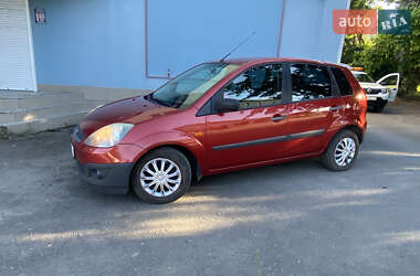 Хэтчбек Ford Fiesta 2008 в 