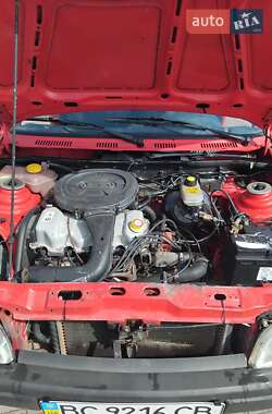 Хэтчбек Ford Fiesta 1993 в 