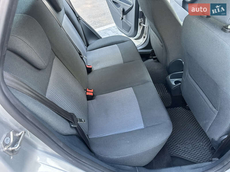 Хэтчбек Ford Fiesta 2011 в Киеве